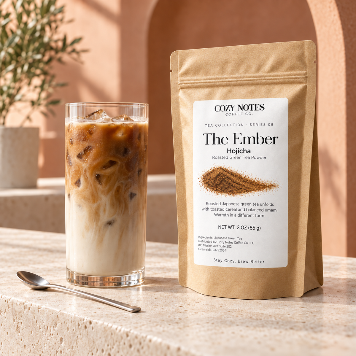 Hojicha Latte Recipe: Hot or Iced With Tea Powder — serving illustration