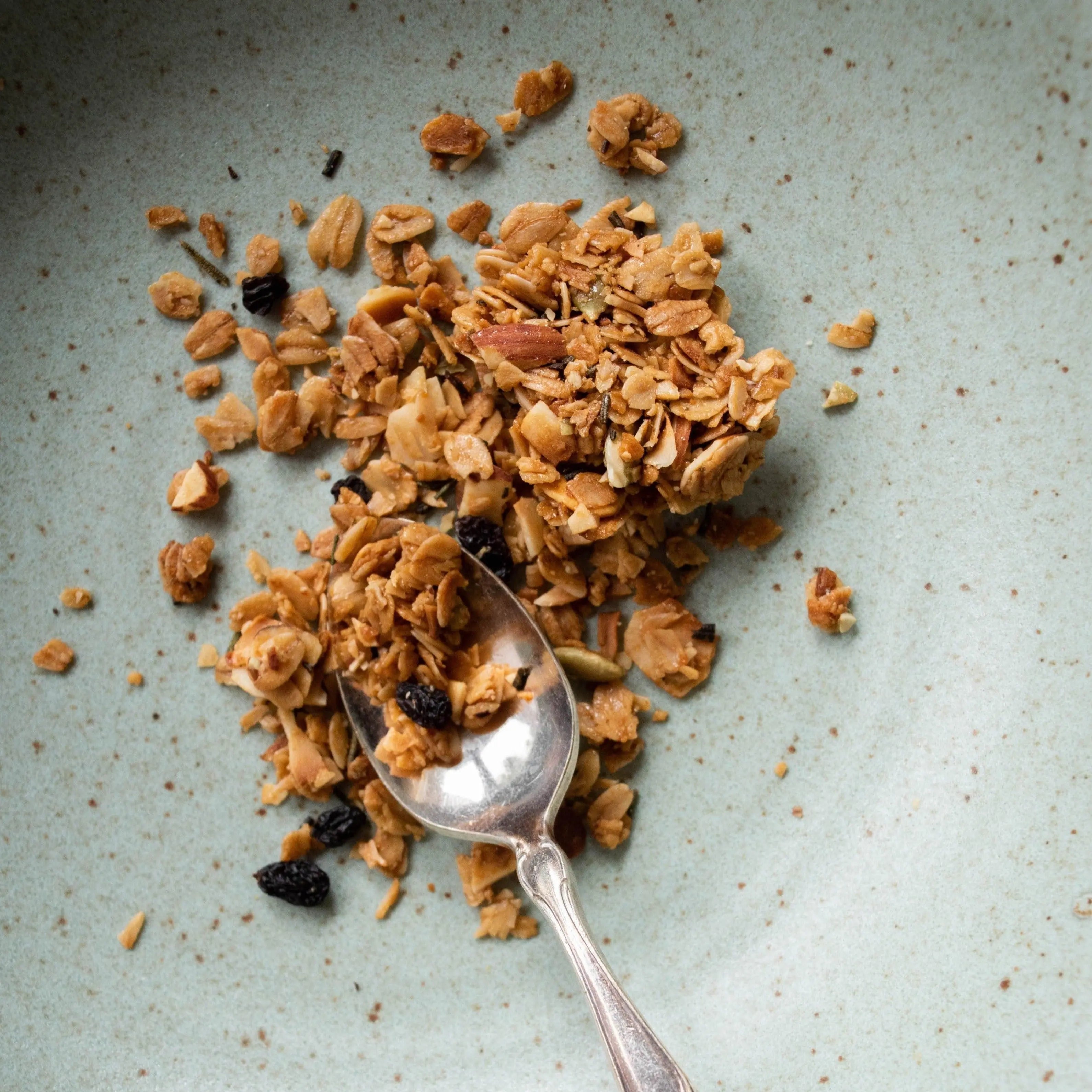 Rosemary Granola with Currants Jamie’s Farm