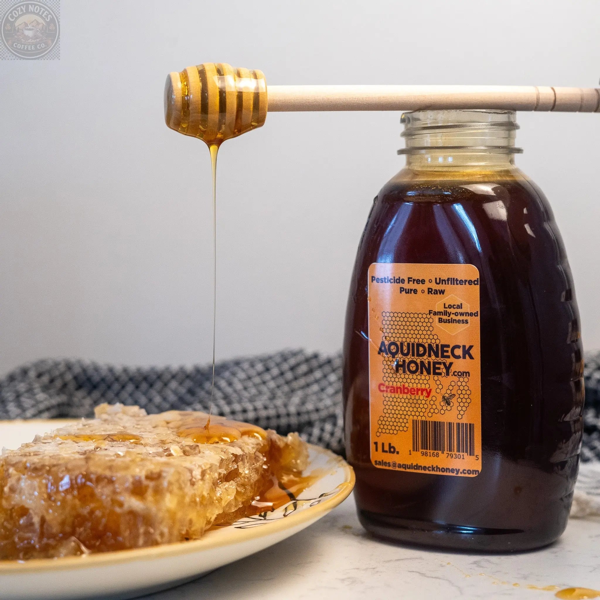 New England hand cut Honey Comb Aquidneck Honey