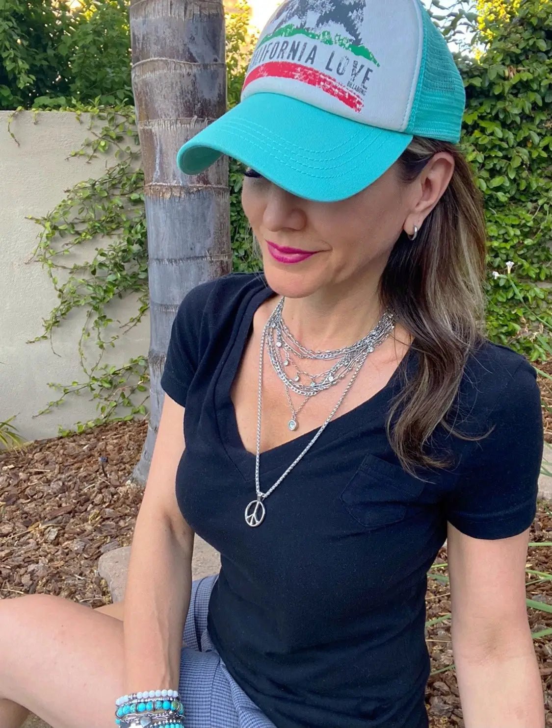 CLASSIC PEACE NECKLACE - Cozy Notes Coffee Co