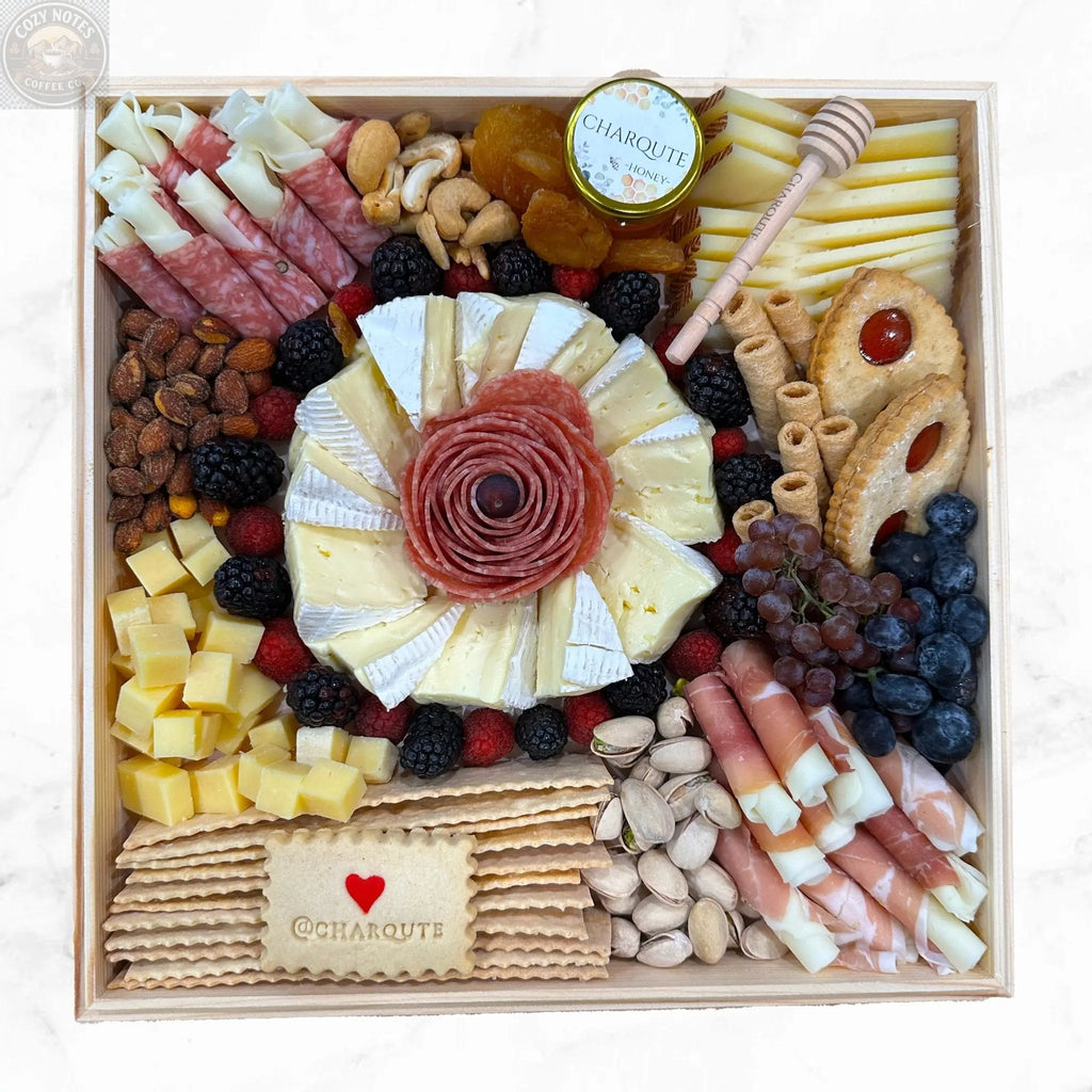 Small Charcuterie Board Charqute