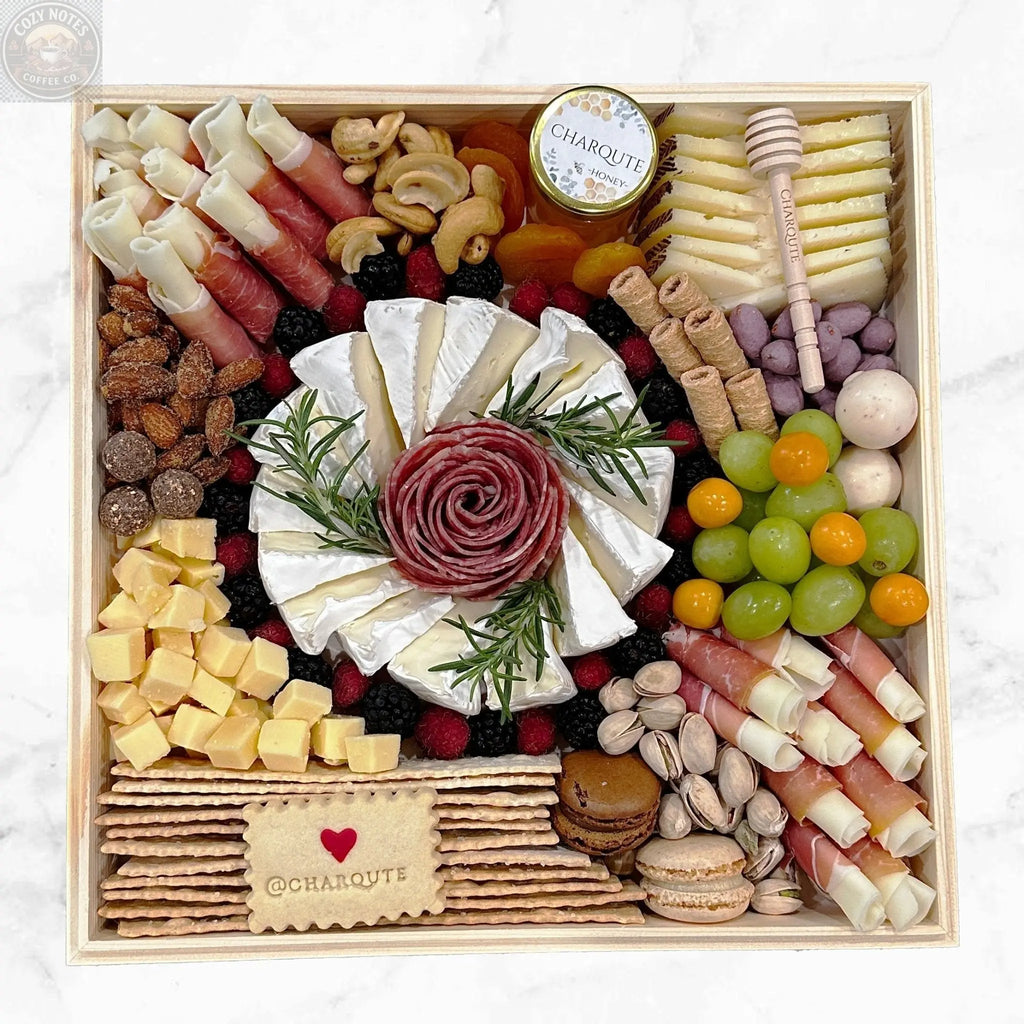 Small Charcuterie Board Charqute