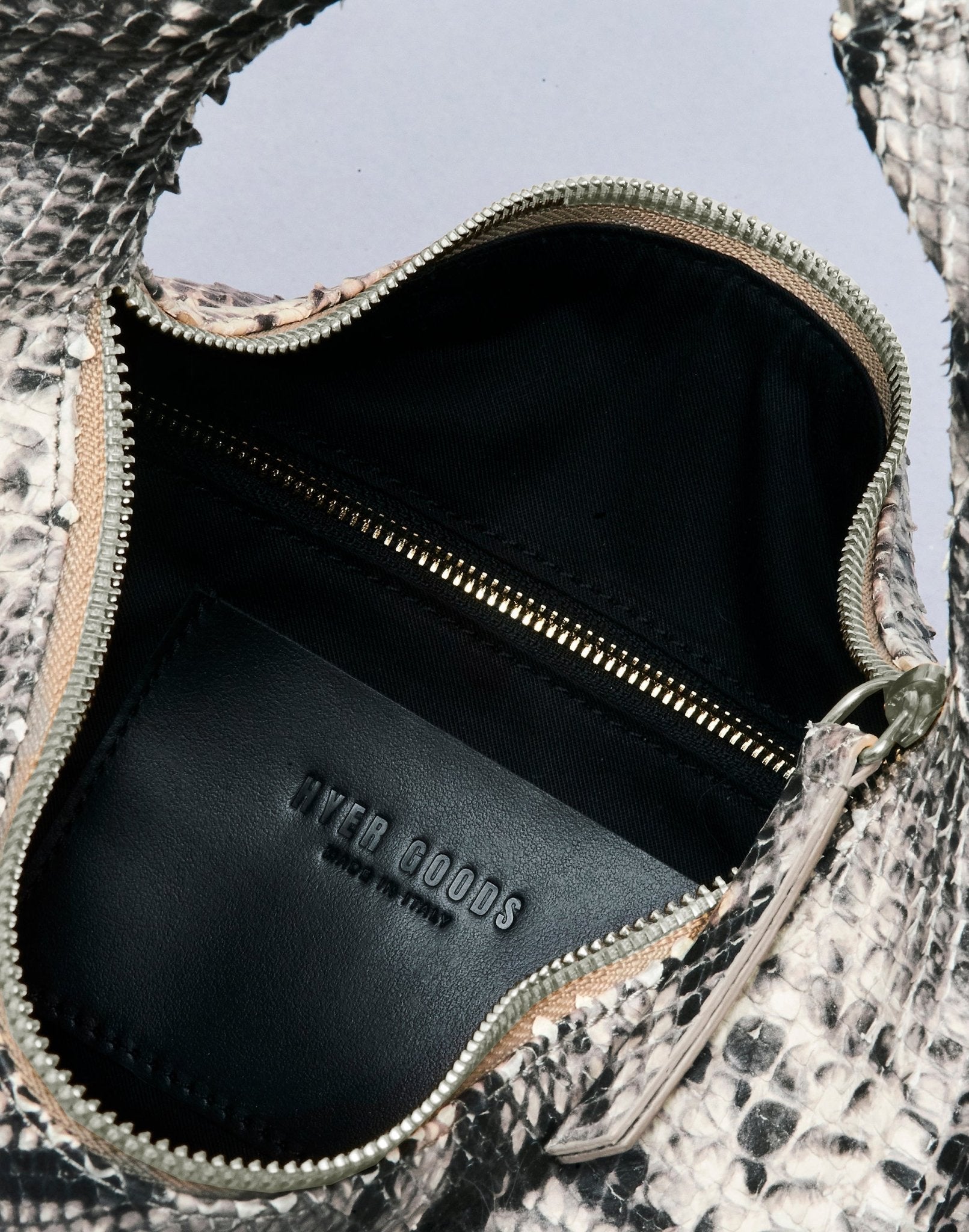 The Piccola Ring Bag - Cozy Notes Coffee Co