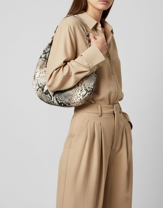 The Piccola Ring Bag - Cozy Notes Coffee Co