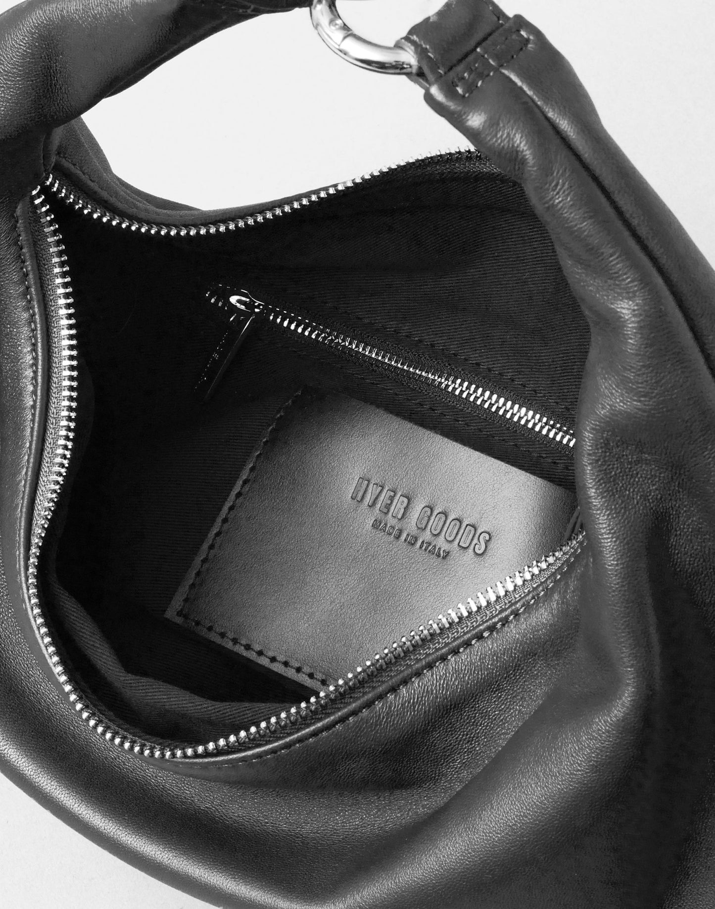 The Piccola Ring Bag - Cozy Notes Coffee Co